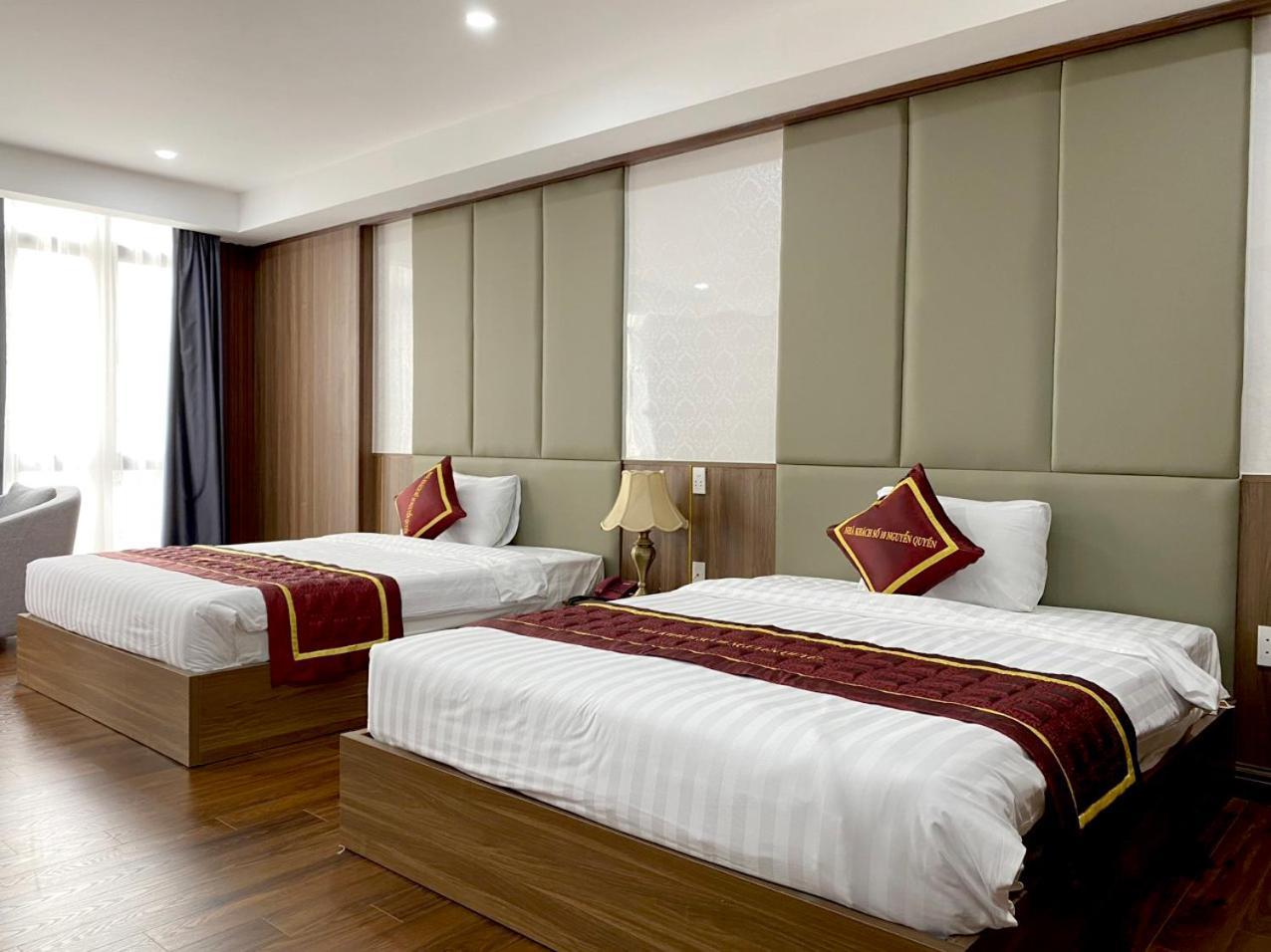 NguyẽN QuyèN Hotel Hanói Exterior foto